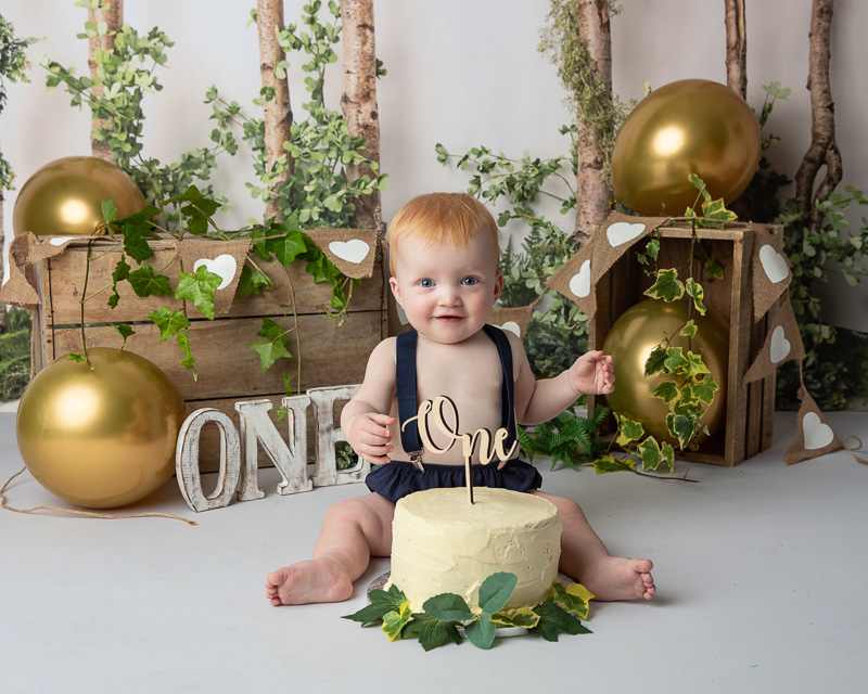 Cake smash first birthday photo shoot in Wiltshire and Bath